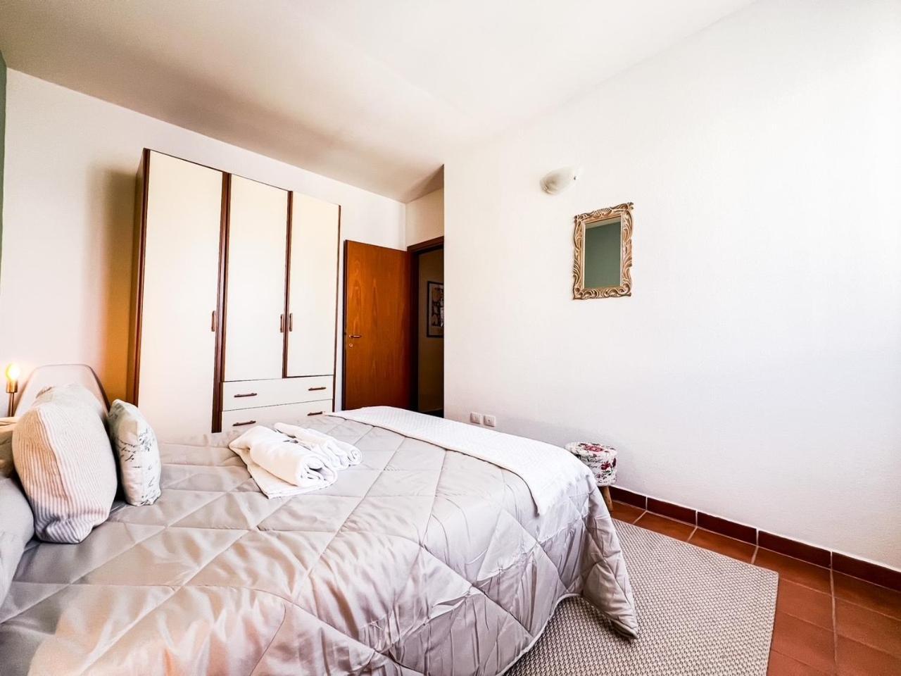 Monte Nero 9A Apartman Olbia Kültér fotó